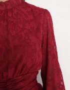 retro & icone Rochie roșie cambrată mini din dantelă cu volane Ciluna