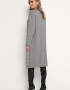  Rochie Gri închis cu croi tip cutie cu guler tip maletă și cu model geometric Karbisa