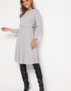  Rochie Midi Gri deschis cu Fustă Plisată și Curea Ondinetta