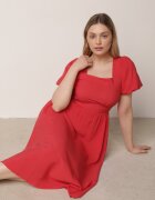  Rochie Roșie din Viscoză și cu Decolteu Pătrat Devalin