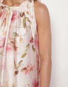  Rochie Roză De satin Cu flori Fenaresia