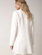  Rochie tip Sacou Albă închisă cu nasturi cu buzunare și Aplicație 3D Trandafiri Velira