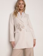  Rochie tip sacou Bej Cu nasturi Cu buzunare și Aplicație 3D Trandafirași Velira