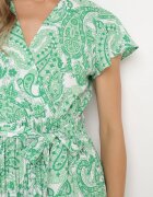  Rochie Verde cu Decolteu Petrecut cu Elastic în Talie și Curea Textilă Xelovia