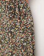 rosa Fustă midi neagră și galbenă din viscoză cu imprimeu floral cu curea din material Omona