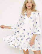 rosa Rochie Albă din Viscoză cu croială Cloș cu Broderie și Volane Axneria