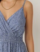 rosa Rochie Albastră