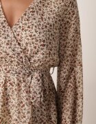 rosa Rochie Bej Midi cu elastic în talie și decolteu petrecut Zephone