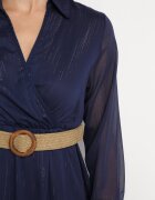 rosa Rochie Bleumarin cu Decolteu Plic și Curea Împletită Dirmi