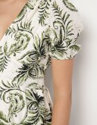 rosa Rochie Cloș Verde cu decolteu în V Decorată cu model floral Evilirae