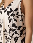 rosa Rochie evazată din viscoză cu imprimeu frunze Hellica Neagră