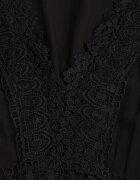 rosa Rochie Evazată Neagră cu Dantelă Brightyn