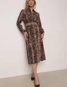 rosa Rochie Maro Viscoză cu Model de Șarpe cu Croi Tip Cămașă și Cordon Elastic Rinnosia