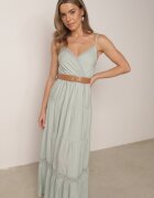 rosa Rochie Mentă cu Curea Maerea
