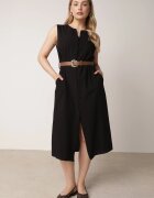 rosa Rochie Neagră