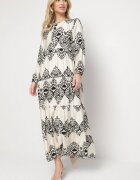 rosa Rochie Neagră cu Vâscoză cu Croi Cloș cu Nasturi Ilovella