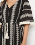 rosa Rochie Neagră din Bumbac Stil Boho cu Croi Evazat cu Legătură și Broderie Korithira