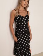 rosa Rochie neagră din viscoză cu buline pe bretele încheiată cu nasturi Katilane