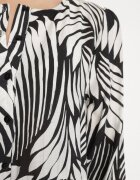 rosa Rochie Neagră Evazată cu Viscoză Decorată cu Model Abstract Ivelavia