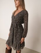 rosa Rochie Neagră Midi cu elastic în talie și Decolteu petrecut Zephone