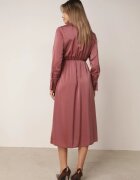 rosa Rochie roz închis satinată midi cu decolteu petrecut și guler Hartho