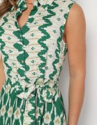 rosa Rochie tip cămașă verde din Viscoză cu fusta evazată și cordon în talie Drivima