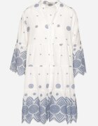 rosa Rochie tip cutie Albă Din bumbac cu model etno Rallea