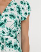rosa Rochie Verde din viscoză Maxi cu decolteu petrecut cu elastic în talie și volane Ayzley