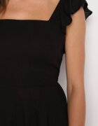 rosa Salopetă neagră din bumbac cu bretele cu volănaș și cu pantaloni scurți Liadia
