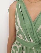 rosa Salopetă Petrecută Verde cu viscoză cu elastic în talie și curea din material Inatia