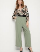 rosa Salopetă Verde cu Bluză Petrecută și Pantaloni Largi și Curea Elavina