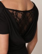 rosse line Bluză din viscoză cu mânecă scurtă cu dantelă și decolteu tip apă la spate Hermastis Neagră