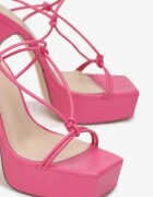  Sandale Fucsia cu barete subțiri pe toc geometric și platformă Ramarish