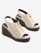seastar Sandale Bej Perforate pe Pană cu Fermoar Adivine