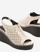 seastar Sandale Bej Perforate pe Pană cu Fermoar Adivine