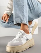 seastar Sneakers Alb-Gri cu Talpă Groasă cu Baretă Decorativă Viviriana