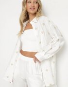  Set alb din viscoză cu cămașă cu broderie și pantaloni largi Thannora