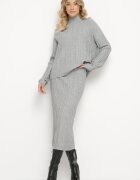  Set din tricot gri cu vâscoză cu textură în relief pulover cu guler semi-înalt și fustă Atteris