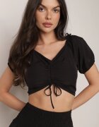  Set Negru din Bumbac Bluză tip Carmen cu Mâneci Bufante Fustă cu Elastic în Talie Testarae