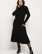  Set Negru din Tricot Texturat Pulover cu Guler Semi-Înalt și Fustă Evazată Evaleria