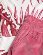  Set Trening Roz din Velur Bluză cu Glugă cu Model Decorativ și Pantaloni Grouvia