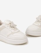  Sneakers Alb-Bej pe Platformă cu Stea Detașabilă pe Șireturi Olrua