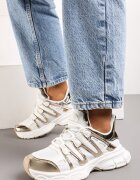  Sneakers Aurii cu Inserții Decorative și Talpă Embosată Adlenavia