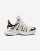  Sneakers Aurii cu Inserții Decorative și Talpă Embosată Adlenavia