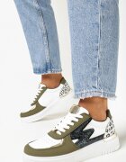  Sneakers Cu șireturi Alb-Verzi cu Talpă Plată cu Inserții Metalice și cu Sclipici Mebassa