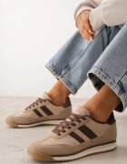  Sneakers retro cu cusături decorative și inserții cu textură de piele întoarsă Isanna Bej închis