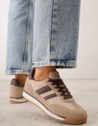  Sneakers retro cu cusături decorative și inserții cu textură de piele întoarsă Isanna Bej închis