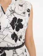 sophyline paris Rochie Neagră din Bumbac Cloș cu Decolteu Petrecut și Curea Zolriza