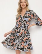 Sublevel Rochie cloș din vâscoză negru-bej cu model abstract Liracalia