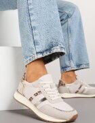 super mode Adidași gri deschis cu dungi decorative și inserții metalice Alanissea